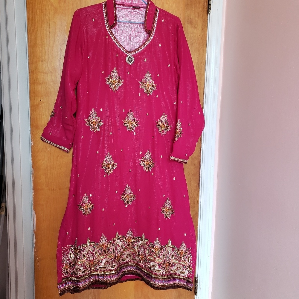 Pakistani/ Indian shalwar kameez dress Medium/Large
